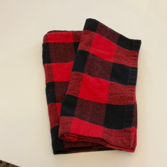 Chriistmas Flannel Giftbag w faux trim and pompoms and matching plaid napkins - Picture 5 of 7